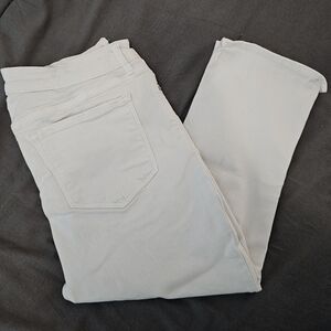 Old Navy White High-Rise Capri Jeans